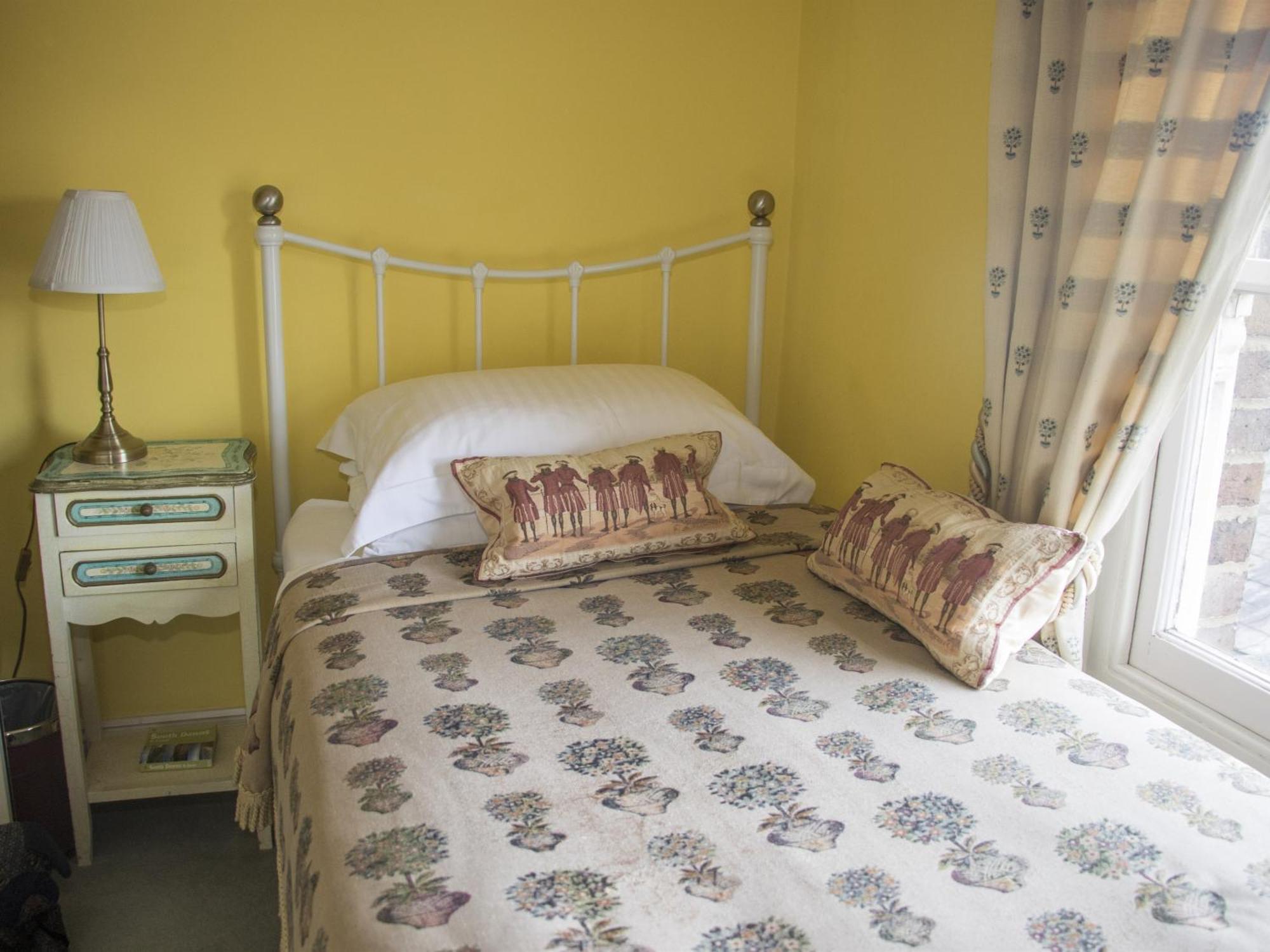 Albert & Victoria Guest House Истбурн Номер фото